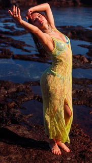 Elsa Bois feet photo thumbnail