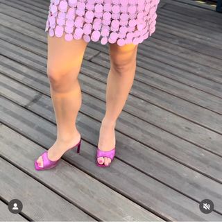 Elsa Bois feet photo thumbnail