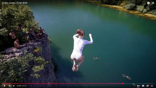 Elsa Bois feet photo thumbnail