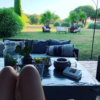 Elsa Fayer feet photo 2