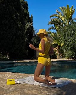 Elsa Hosk feet photo thumbnail