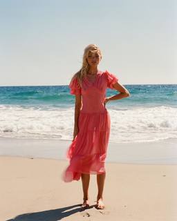 Elsa Hosk feet photo thumbnail