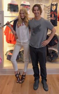 Elsa Hosk feet photo thumbnail