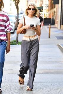 Elsa Hosk feet photo thumbnail