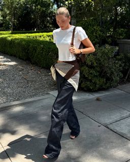 Elsa Hosk feet photo thumbnail