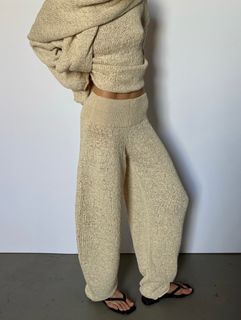 Elsa Hosk feet photo thumbnail