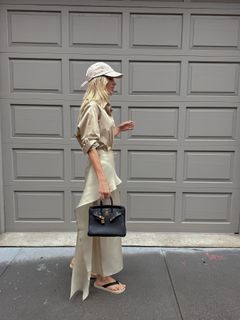 Elsa Hosk feet photo thumbnail