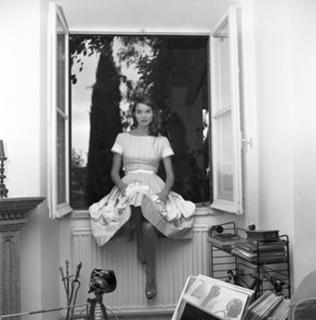 Elsa Martinelli feet photo 6
