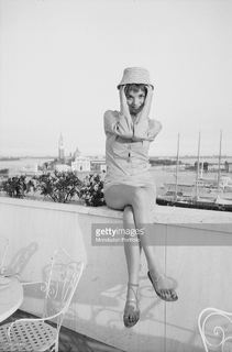 Elsa Martinelli feet photo 17
