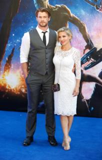 Elsa Pataky feet photo thumbnail