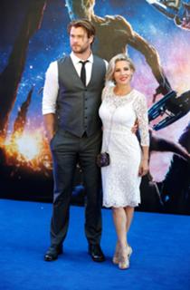 Elsa Pataky feet photo thumbnail