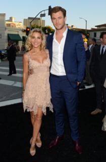 Elsa Pataky feet photo thumbnail
