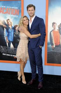 Elsa Pataky feet photo thumbnail