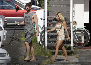 Elsa Pataky feet photo thumbnail
