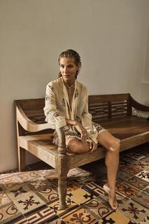 Elsa Pataky feet photo thumbnail