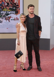 Elsa Pataky feet photo thumbnail