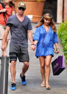 Elsa Pataky feet photo thumbnail