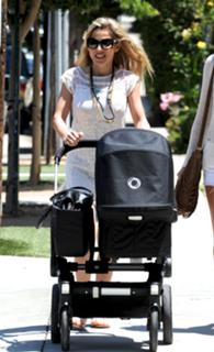 Elsa Pataky feet photo thumbnail