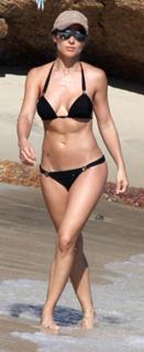 Elsa Pataky feet photo thumbnail