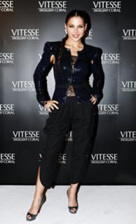 Elsa Pataky feet photo thumbnail