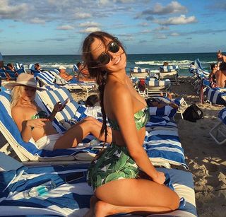 Elsie Hewitt feet photo thumbnail