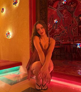 Elsie Hewitt feet photo 2