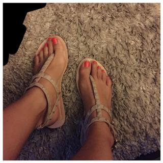 Elva Saray feet photo 7