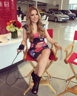 Elva Saray feet photo 14