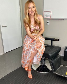 Elva Saray feet photo 5