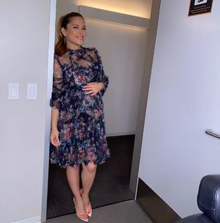 Elva Saray feet photo 3