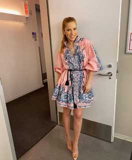 Elva Saray feet photo 17