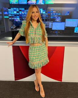 Elva Saray feet photo 8
