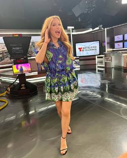 Elva Saray feet photo 17