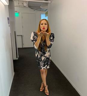 Elva Saray feet photo 9
