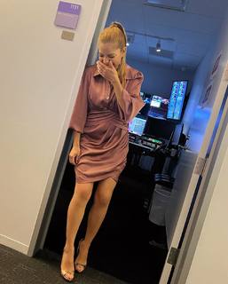 Elva Saray feet photo 9