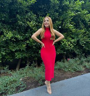 Elva Saray feet photo 14