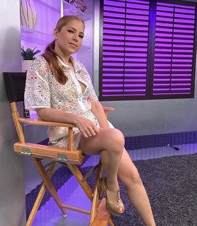 Elva Saray feet photo 6