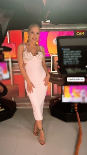 Elva Saray feet photo 4
