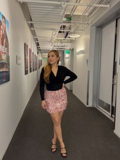 Elva Saray feet photo 5
