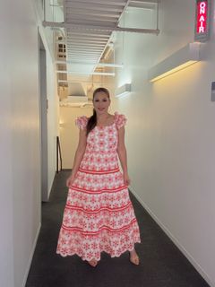 Elva Saray feet photo 4