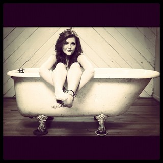 Elyse Dufour feet photo 2