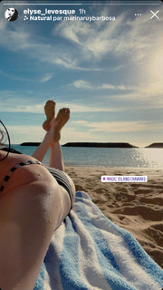 Elyse Levesque feet photo 3