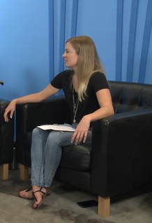 Elyse Willems feet photo thumbnail