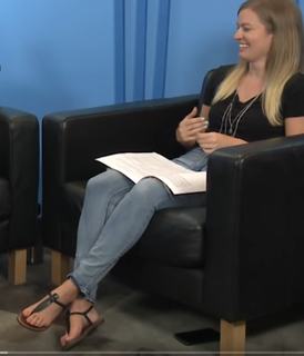 Elyse Willems feet photo thumbnail