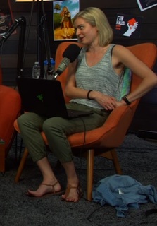 Elyse Willems feet photo thumbnail