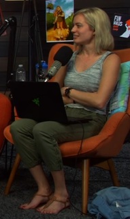 Elyse Willems feet photo thumbnail