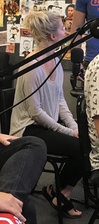 Elyse Willems feet photo thumbnail