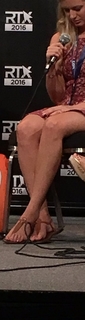 Elyse Willems feet photo thumbnail
