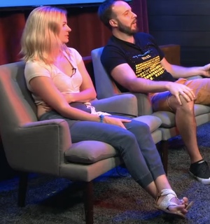 Elyse Willems feet photo thumbnail
