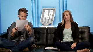 Elyse Willems feet photo thumbnail